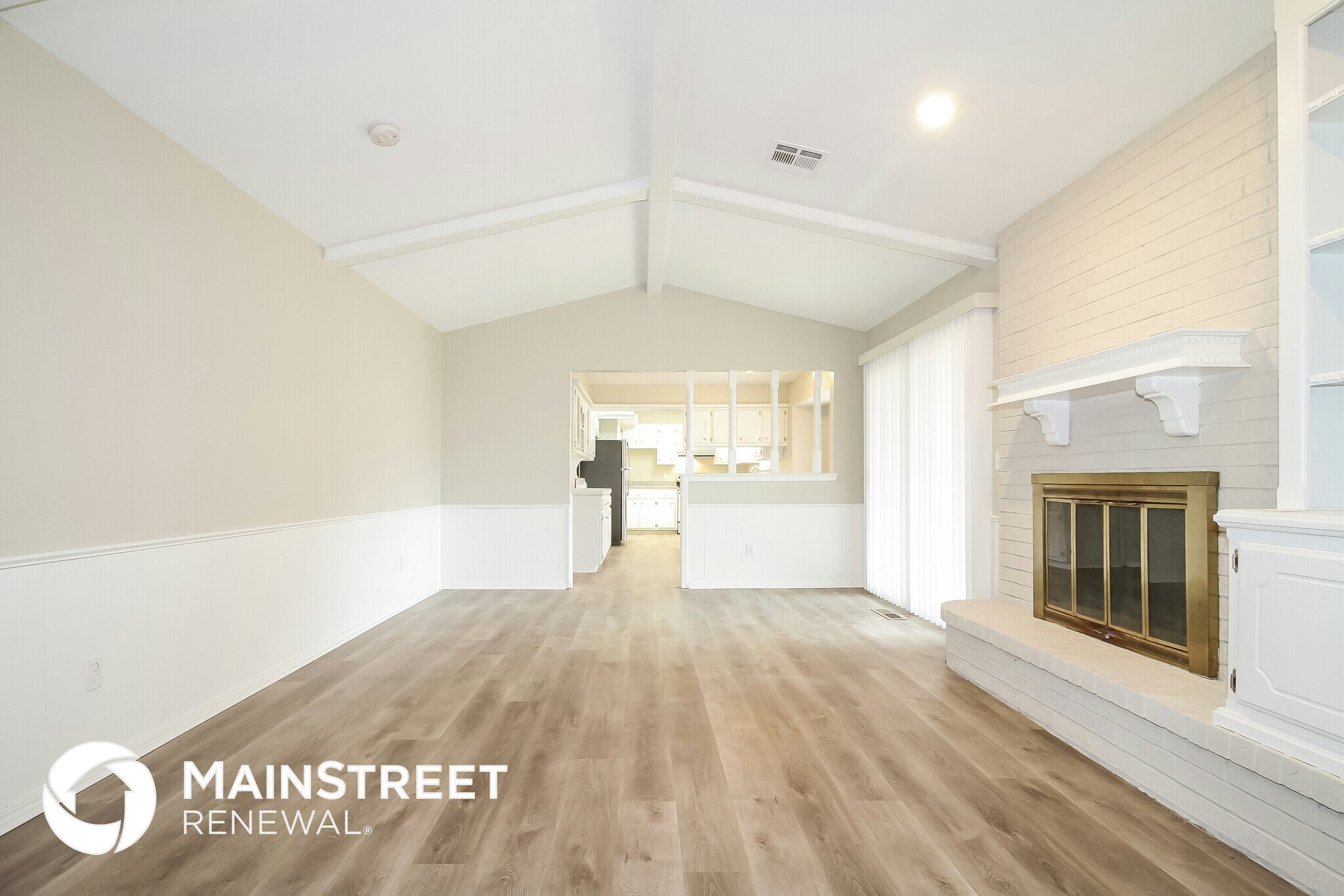 Building Photo - 5513 Cloverlawn Dr