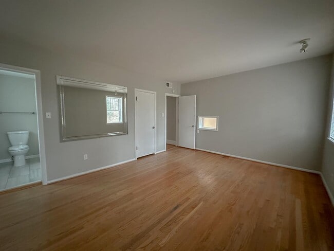 Building Photo - 7224 Pershing Ave