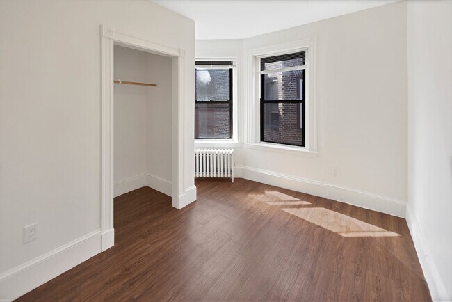 Building Photo - 866 Huntington Ave