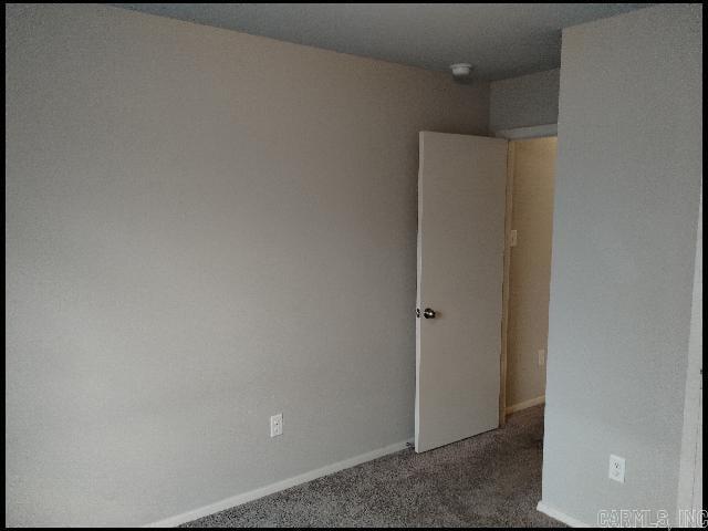 Building Photo - 1304 Yarrow Dr