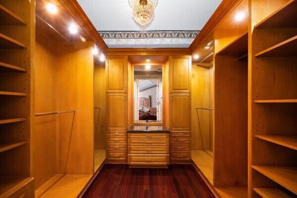 Building Photo - 576 NW 120th Dr