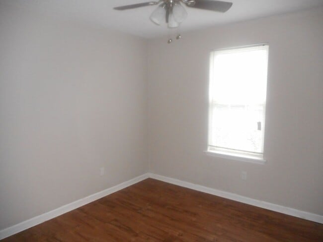Building Photo - 3 Bedroom 2 Bath Near Fort Gordon in Hephz...