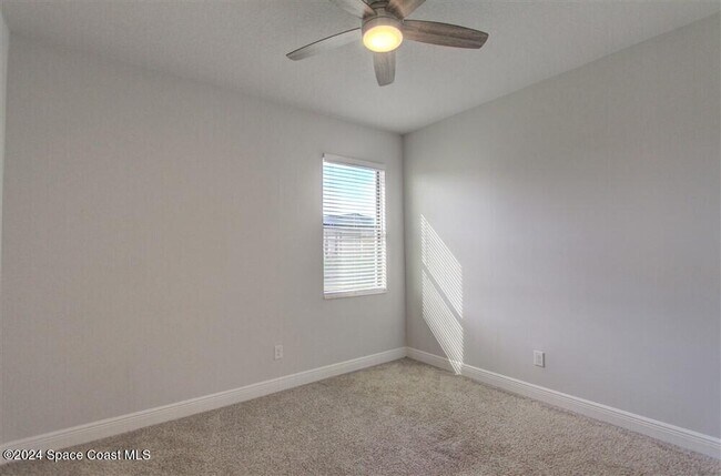 Building Photo - 3267 Addison Dr