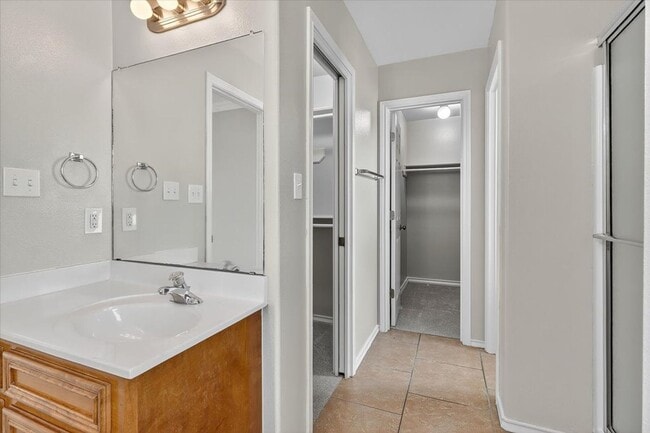 Building Photo - 6901 Windy Cove Cir