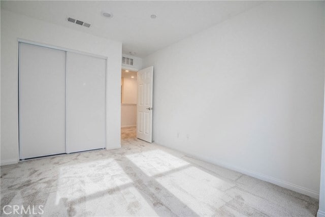 Building Photo - 1685 W Rhombus Ln