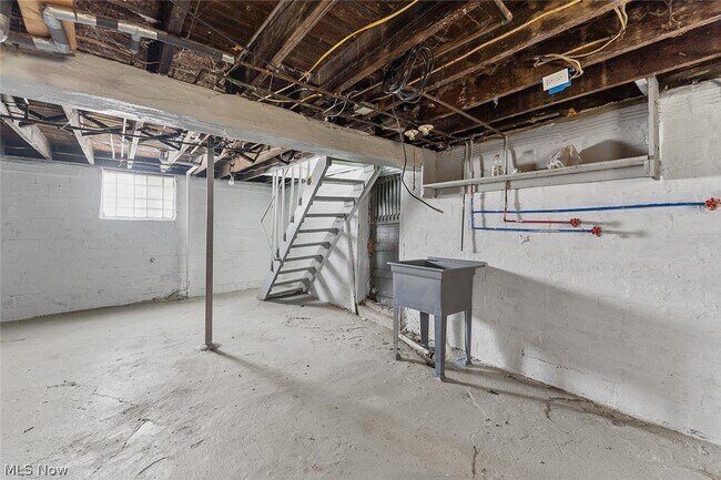 Building Photo - 4512 Oak Park Ave