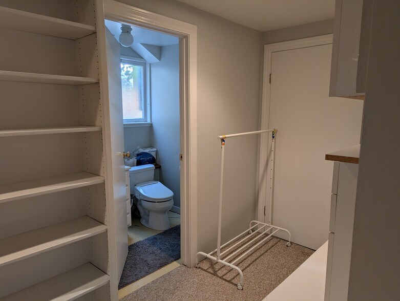 Building Photo - 3049 Wheeler St