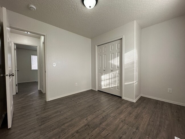 Building Photo - Terrace Duplex