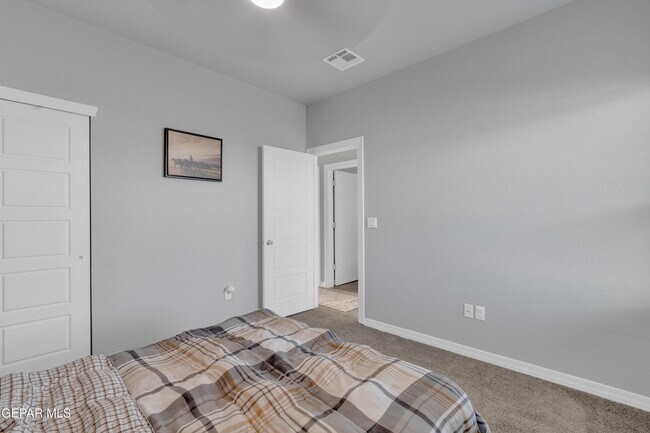 Building Photo - 11352 Hidalgo Dr