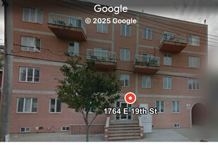 Building Photo - 1762 E 19th St