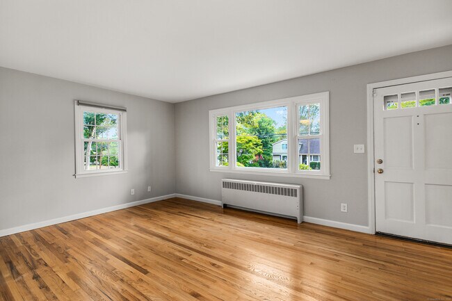 Building Photo - 57 Wampus Way