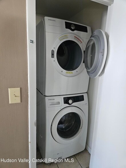 Building Photo - 798 Lattintown Rd