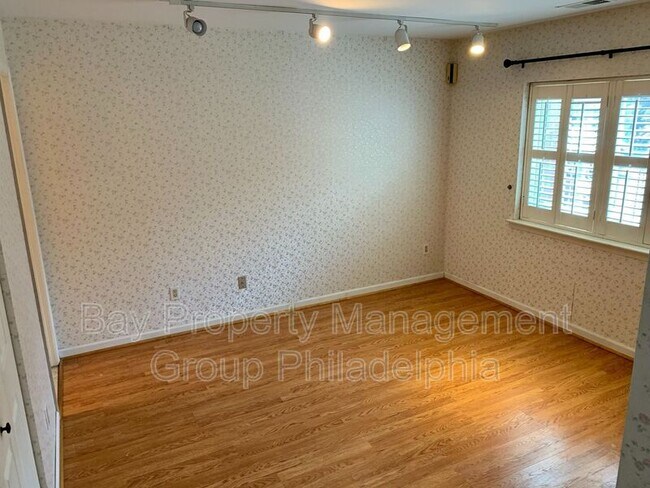 Building Photo - 2751 Pennsylvania Ave