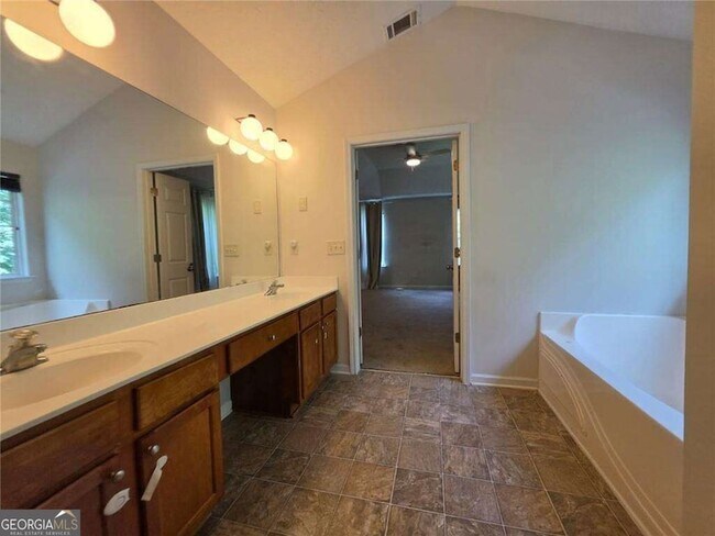 Building Photo - 3983 Roxberry Hill Ln NE