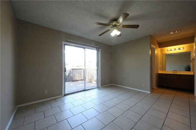 Building Photo - 9802 Brasher Dr