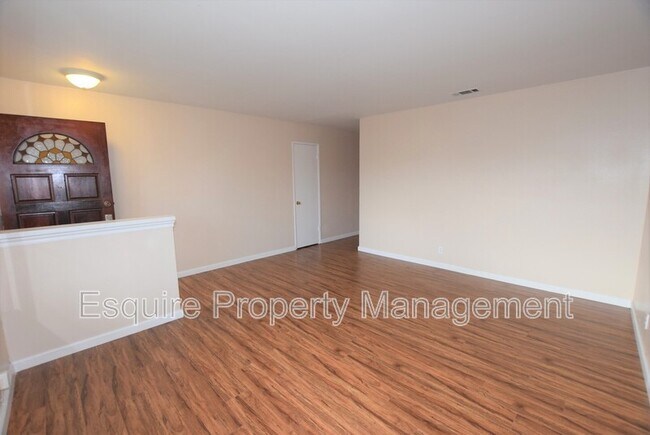 Building Photo - 3701 Taffrail Ln