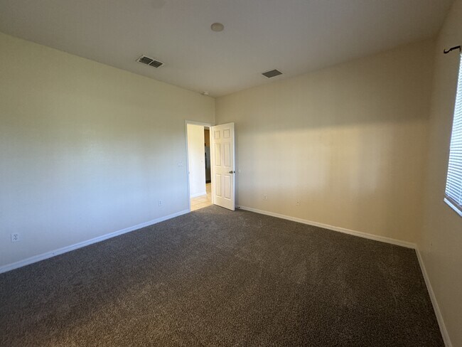 Building Photo - 1736 Coriander Dr