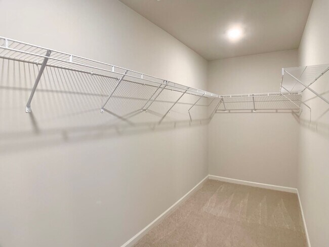 Building Photo - 821 Moray Ln