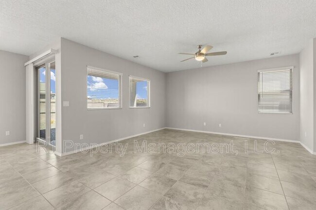 Building Photo - 5643 Linq Place Northeast