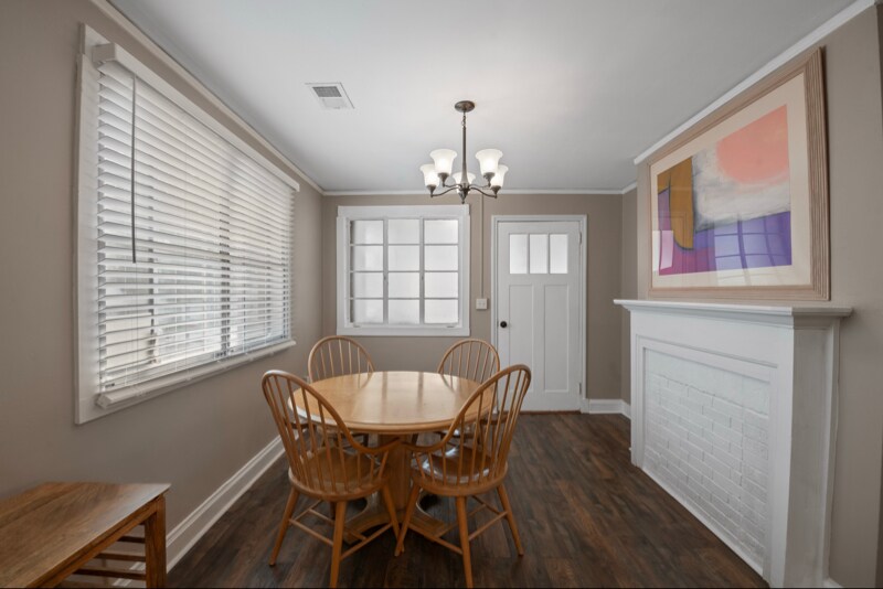 Building Photo - 14 Concord St