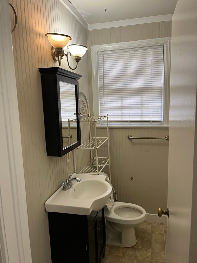 Building Photo - 36 N Easy St