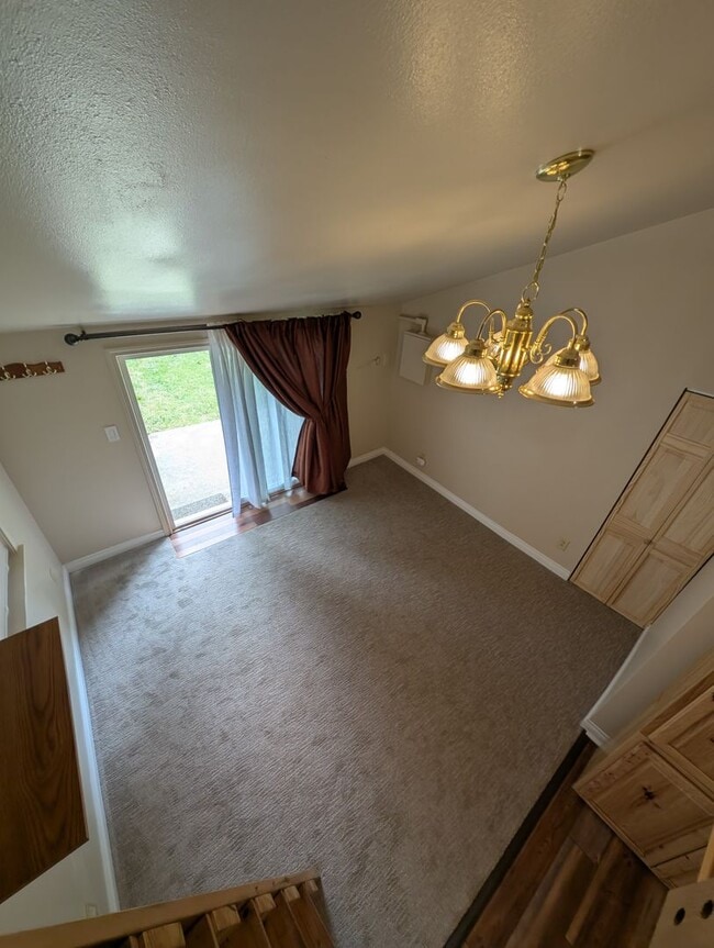 Building Photo - Adorable ADU w/ Fenced Yard in the Heart of Port Orchard - Available NOW!