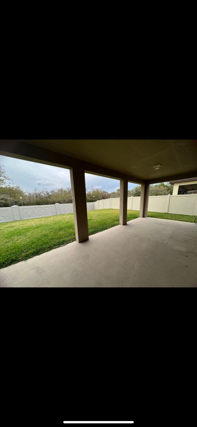 Building Photo - 1638 Highbanks Cir