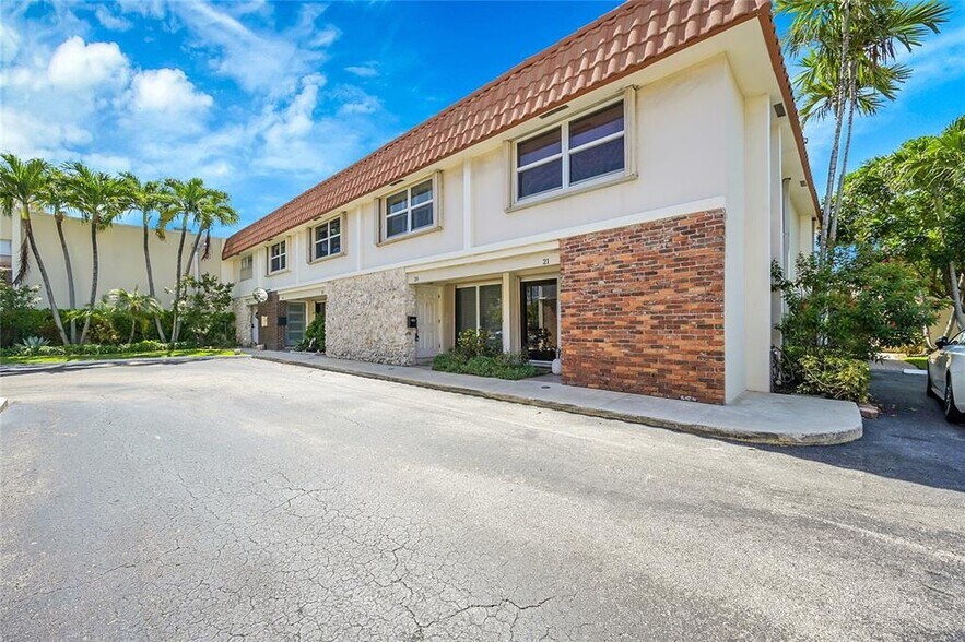 Building Photo - 5555 N Ocean Blvd