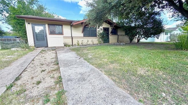 Building Photo - 5213 Halmark Dr