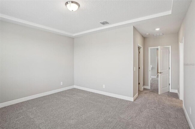 Building Photo - 5093 Railroad Vine Aly