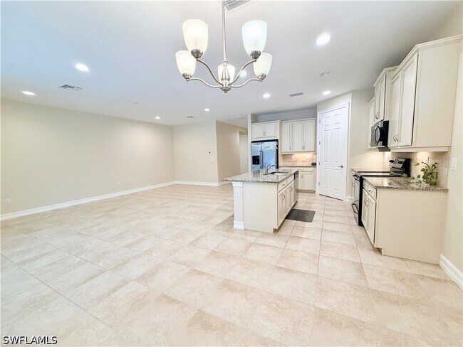 Building Photo - 16432 Aberdeen Wy