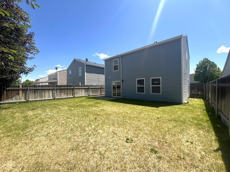 Building Photo - 9656 W Shelborne Dr