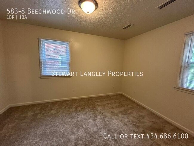 Building Photo - 583 Beechwood Dr