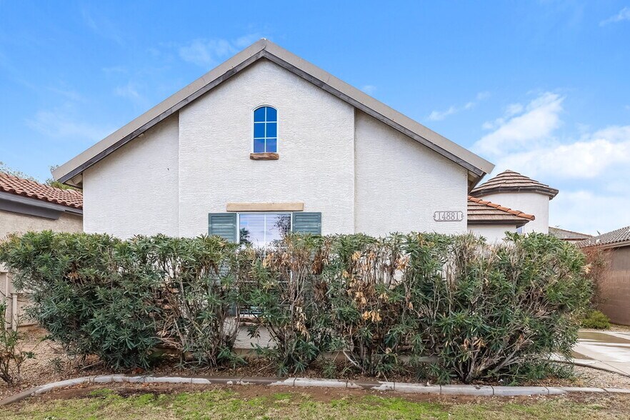 Primary Photo - 14881 W Riviera Dr