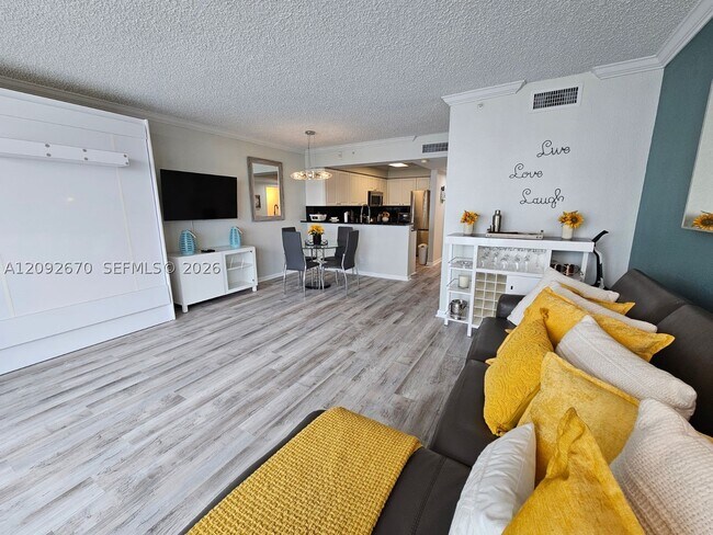 Building Photo - 2501 S Ocean Dr