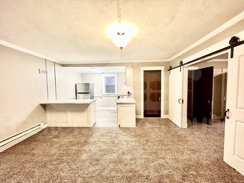 Building Photo - 2500 Grand Ave