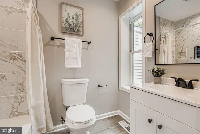 Building Photo - 1638 N Wolfe St