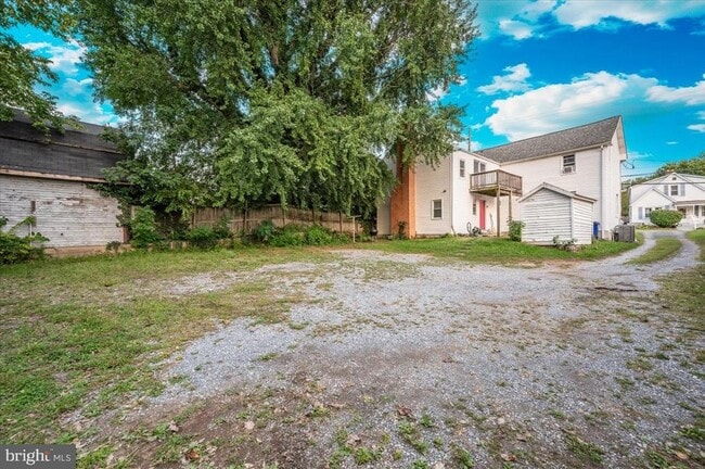 Building Photo - 15 W Frederick St