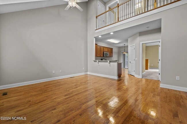 Building Photo - 118 Cypress Cir