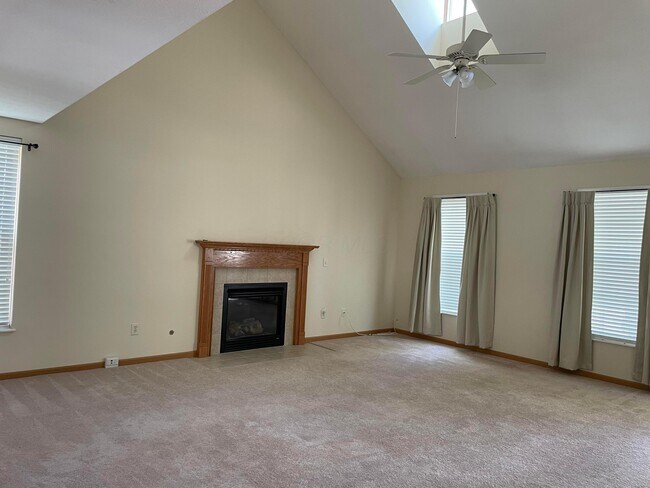 Building Photo - 6015 Myrick Rd