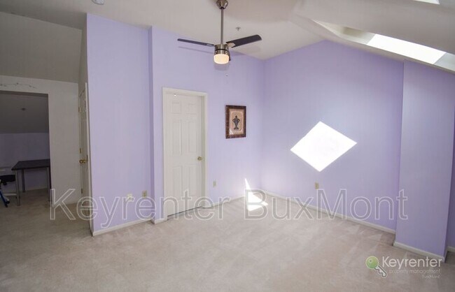 Building Photo - 109 Meadow View Ln