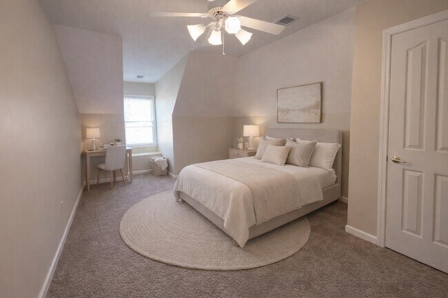 Building Photo - 1440 Asbury Dr