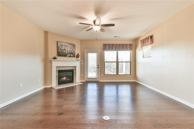Building Photo - 4941 Adler Ct