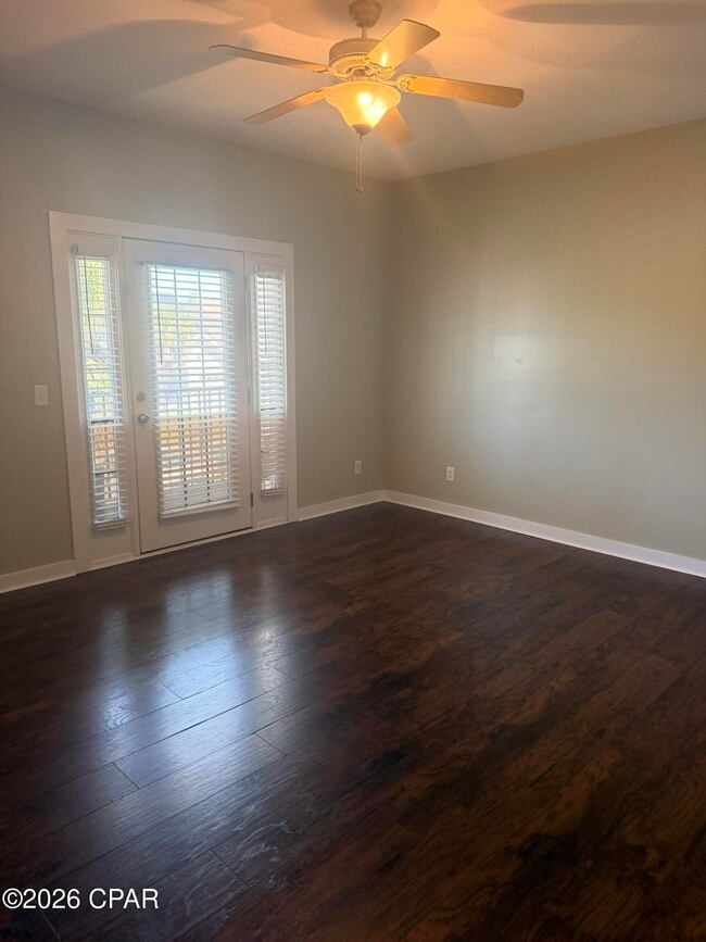 Building Photo - 3704 Tiki Dr