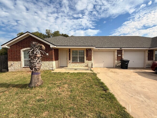 Primary Photo - 1500 Golden Eagle Ct