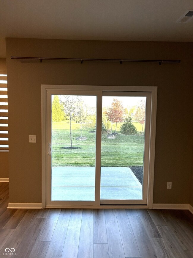 Building Photo - 3277 Haflinger Dr