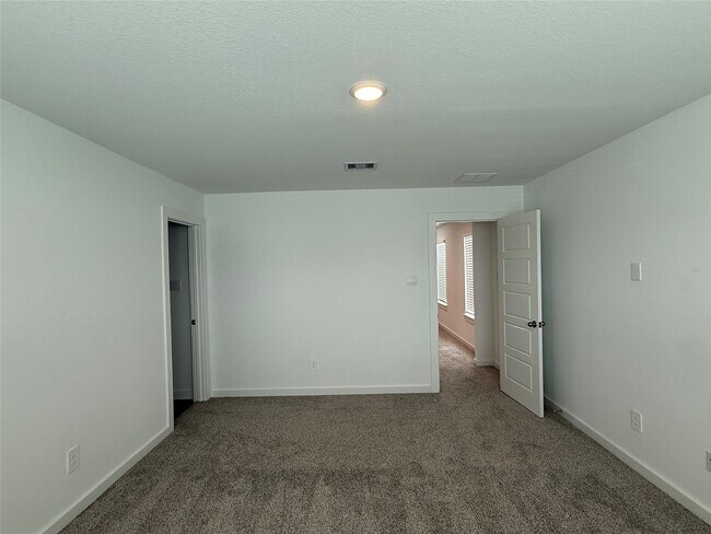 Building Photo - 12319 Maria Heights Ct