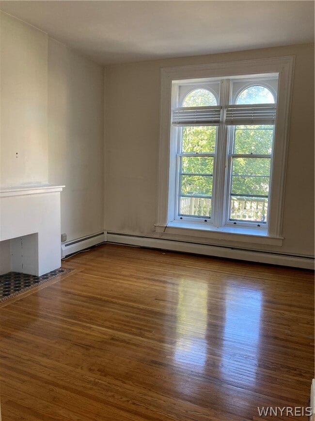 Building Photo - 455 Franklin St