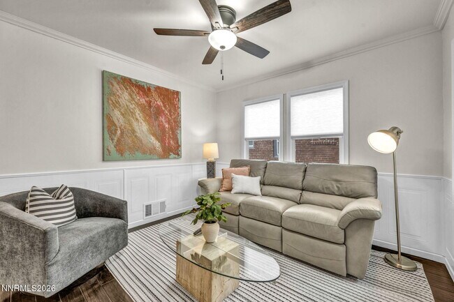Building Photo - 574 Reno Ave