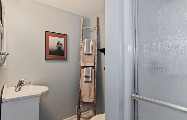 Building Photo - 67 Tanglewood Dr